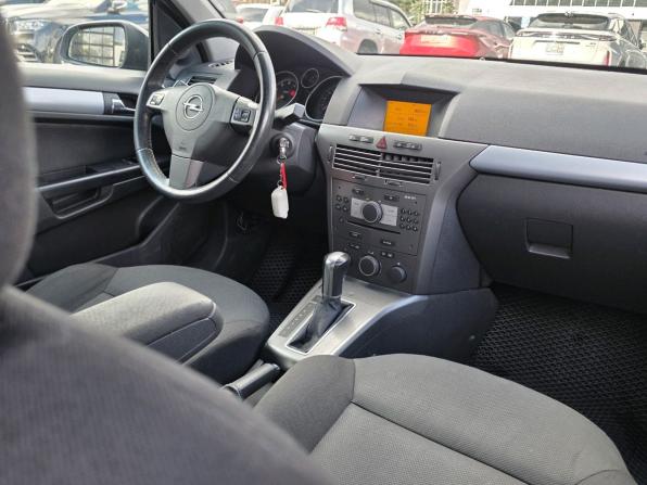 Opel Astra H с пробегом 2006 года, цена 189 000 рублей, 231603 км, хэтчбек, Автокод Объявления