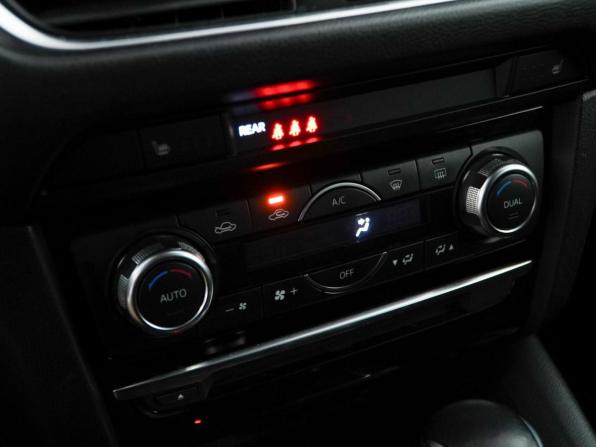 Mazda 6 III (GJ) Рестайлинг с пробегом 2018 года, цена 1 894 444 рубля, 78722 км, седан, Автокод Объявления