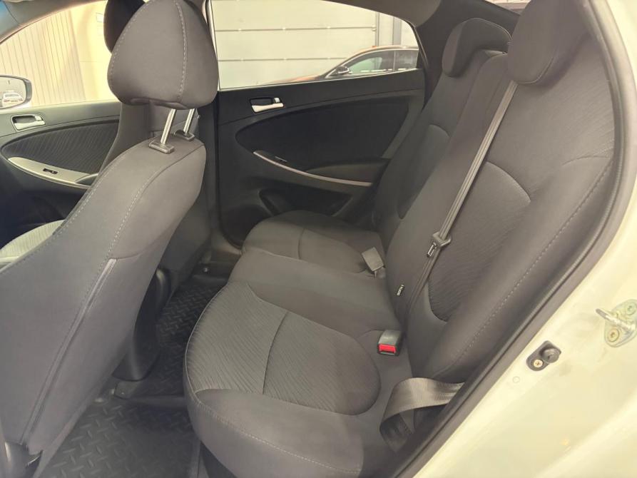 Hyundai Solaris I Рестайлинг Краснодар  - изображение 13