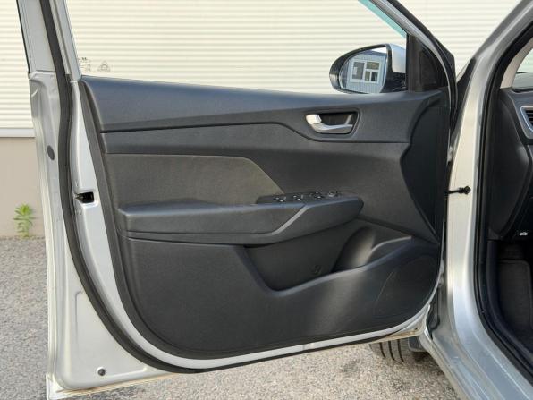 Hyundai Solaris II с пробегом 2018 года, цена 1 497 000 рублей, 82062 км, седан, Автокод Объявления