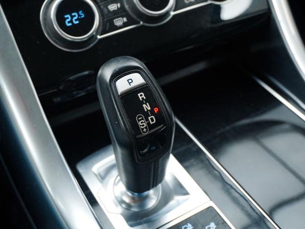 Land Rover Range Rover Sport II с пробегом 2015 года, цена 3 330 000 рублей, 186556 км, внедорожник, Автокод Объявления