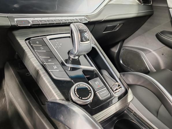 Geely Atlas Pro с пробегом 2024 года, цена 2 399 000 рублей, 13838 км, внедорожник, Автокод Объявления