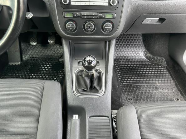 Volkswagen Golf V с пробегом 2008 года, цена 535 000 рублей, 205177 км, хэтчбек, Автокод Объявления