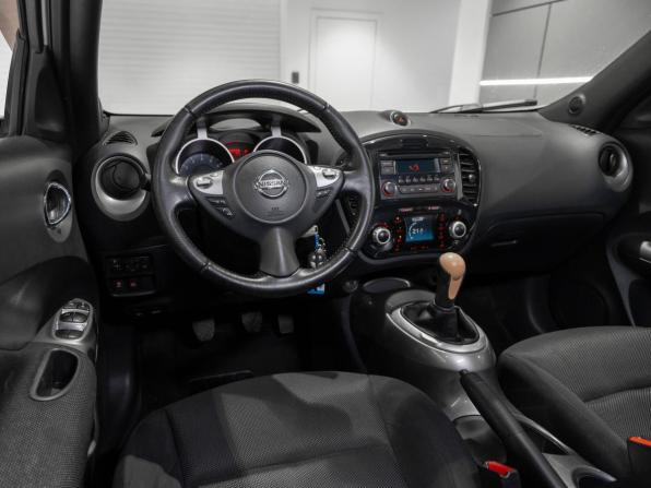 Nissan Juke I с пробегом 2012 года, цена 960 000 рублей, 106657 км, внедорожник, Автокод Объявления
