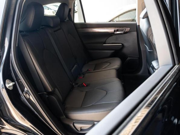 Toyota Highlander IV (XU70) с пробегом 2026 года, цена 5 550 000 рублей, 23 км, внедорожник, Автокод Объявления