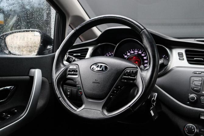 Kia Ceed II с пробегом 2015 года, цена 1 150 000 рублей, 172145 км, хэтчбек, Автокод Объявления