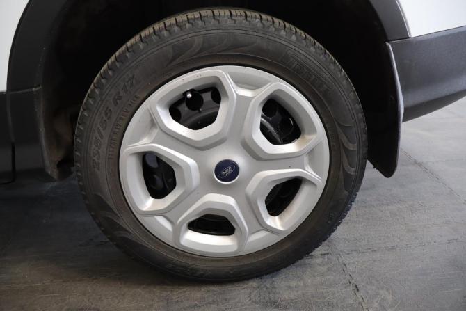 Ford Kuga II Рестайлинг с пробегом 2019 года, цена 1 999 000 рублей, 80000 км, внедорожник, Автокод Объявления