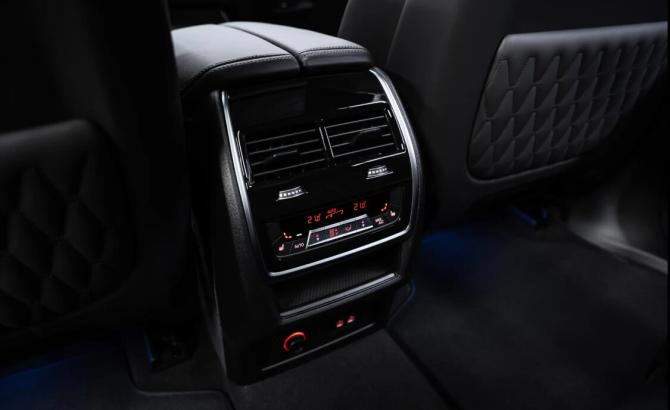 Новый BMW X7 I (G07) Рестайлинг 2025 года, цена 16 900 000 рублей, внедорожник, Автокод Объявления