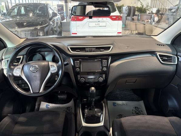 Nissan Qashqai II с пробегом 2016 года, цена 1 800 000 рублей, 51421 км, внедорожник, Автокод Объявления