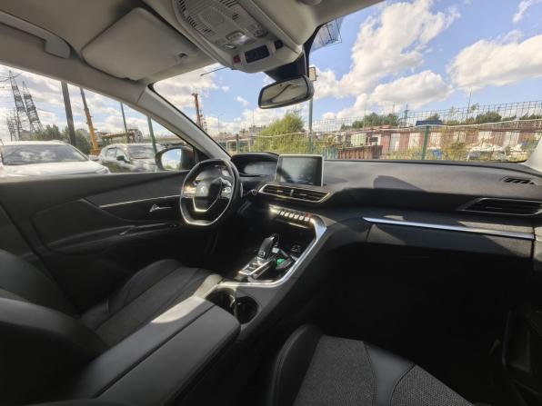 Peugeot 3008 II с пробегом 2017 года, цена 1 599 000 рублей, 156573 км, внедорожник, Автокод Объявления