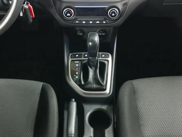 Hyundai Creta I Рестайлинг с пробегом 2021 года, цена 2 099 000 рублей, 77000 км, внедорожник, Автокод Объявления