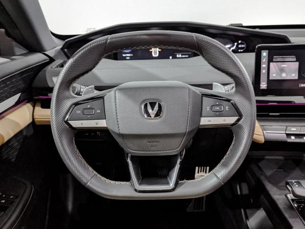 Changan UNI-V I с пробегом 2022 года, цена 1 880 000 рублей, 78903 км, лифтбек, Автокод Объявления