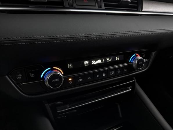 Mazda 6 III (GJ) Рестайлинг 2 с пробегом 2020 года, цена 2 255 000 рублей, 59370 км, седан, Автокод Объявления