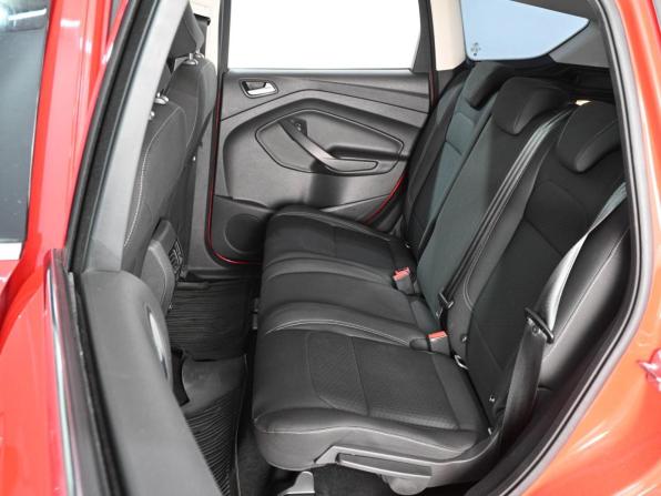 Ford Kuga II Рестайлинг с пробегом 2018 года, цена 1 349 000 рублей, 206883 км, внедорожник, Автокод Объявления