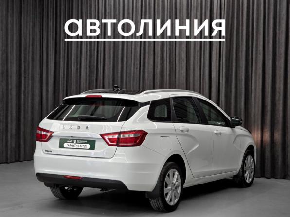 Lada (ВАЗ) Vesta I с пробегом 2022 года, цена 1 230 000 рублей, 67400 км, универсал, Автокод Объявления
