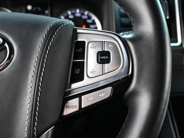 Toyota HiAce H300 с пробегом 2020 года, цена 7 520 000 рублей, 87017 км, минивэн, Автокод Объявления
