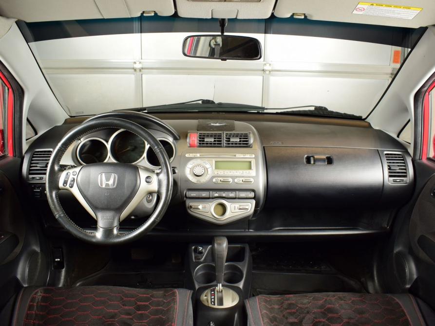 Honda Jazz I Рестайлинг Кемерово  - изображение 7