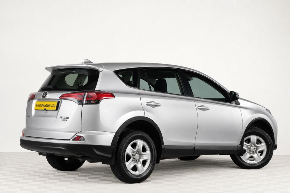 Toyota RAV4 IV (XA40) Рестайлинг Челябинск  - изображение 7