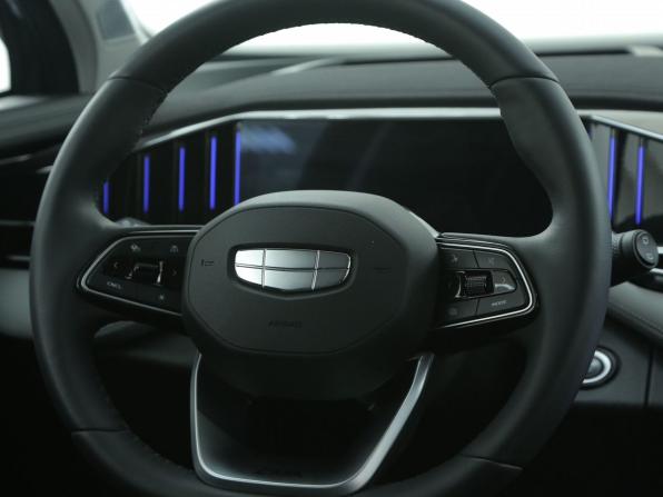 Geely Atlas II с пробегом 2024 года, цена 2 755 000 рублей, 21500 км, внедорожник, Автокод Объявления