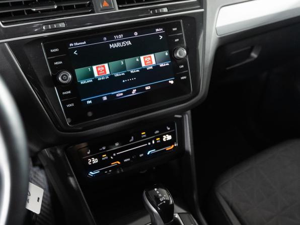 Volkswagen Tiguan II Рестайлинг с пробегом 2021 года, цена 2 500 000 рублей, 96009 км, внедорожник, Автокод Объявления