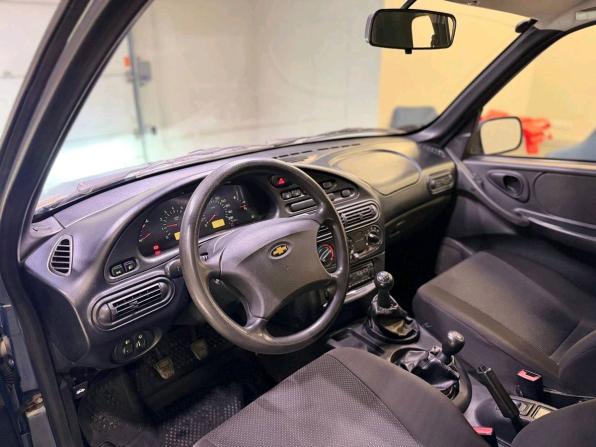 Chevrolet Niva I с пробегом 2008 года, цена 299 000 рублей, 137367 км, внедорожник, Автокод Объявления