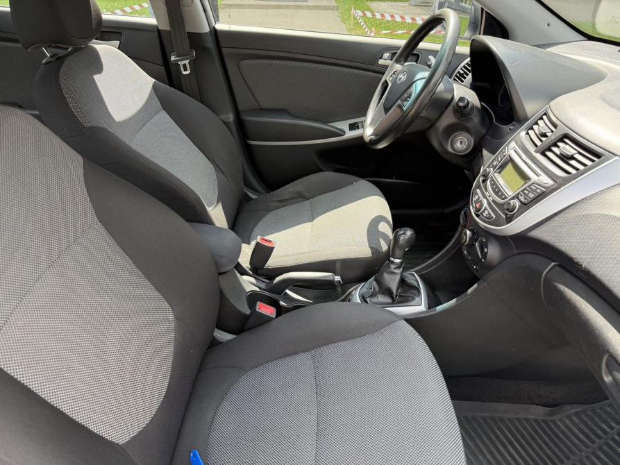 Hyundai Solaris I Ярославль  - изображение 9