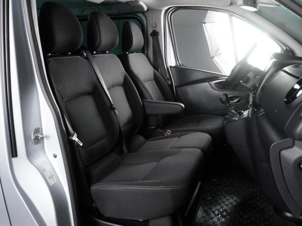 Opel Vivaro B с пробегом 2019 года, цена 2 798 000 рублей, 171986 км, минивэн, Автокод Объявления