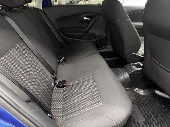 Volkswagen Polo V Рестайлинг с пробегом 2019 года, цена 1 395 000 рублей, 68007 км, седан, Автокод Объявления