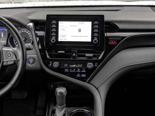 Toyota Camry VIII (XV70) Рестайлинг с пробегом 2021 года, цена 3 200 000 рублей, 13207 км, седан, Автокод Объявления