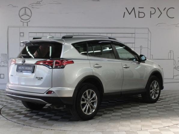 Toyota RAV4 IV (XA40) Рестайлинг с пробегом 2018 года, цена 3 180 000 рублей, 134000 км, внедорожник, Автокод Объявления