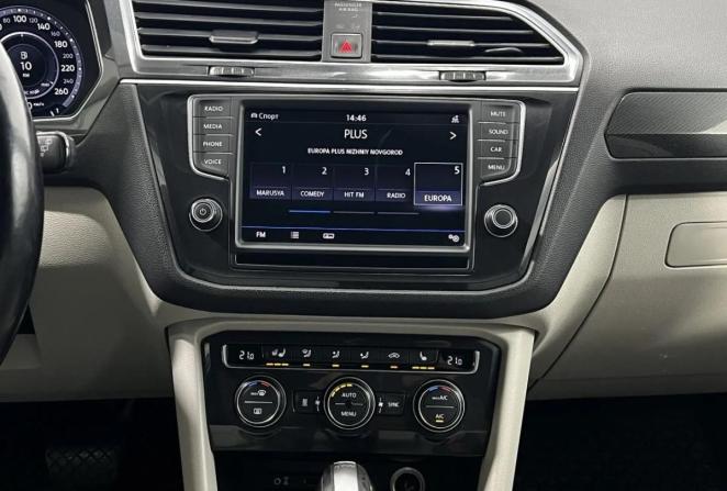 Volkswagen Tiguan II с пробегом 2017 года, цена 2 200 000 рублей, 222262 км, внедорожник, Автокод Объявления