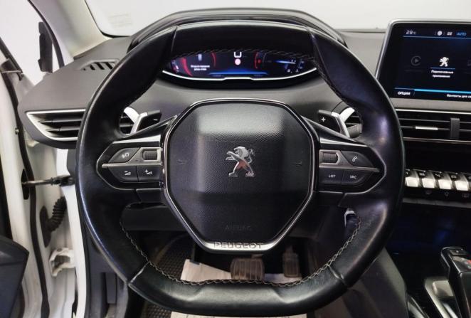 Peugeot 3008 II с пробегом 2018 года, цена 1 750 000 рублей, 120806 км, внедорожник, Автокод Объявления