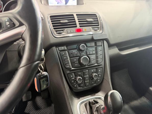 Opel Meriva B Рестайлинг с пробегом 2014 года, цена 840 000 рублей, 152770 км, минивэн, Автокод Объявления