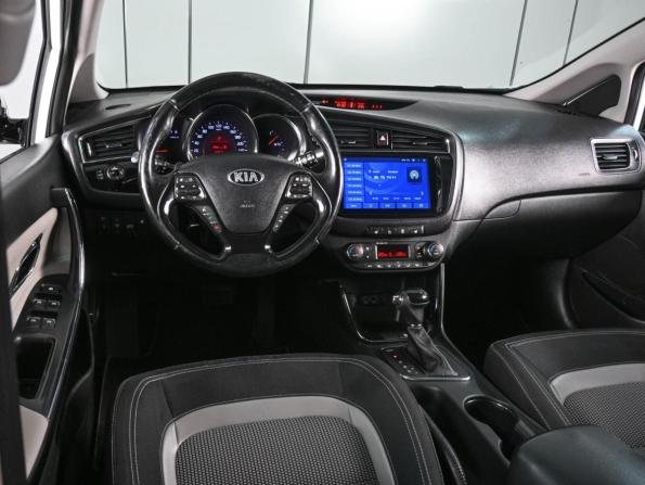Kia Ceed II Рестайлинг с пробегом 2015 года, цена 1 099 000 рублей, 175750 км, универсал, Автокод Объявления