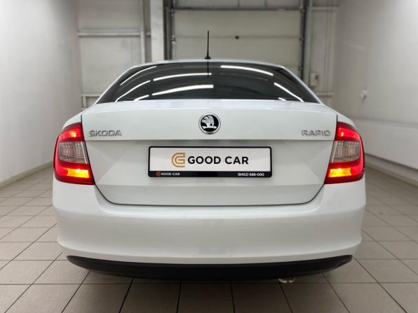 Skoda Rapid I с пробегом 2016 года, цена 690 000 рублей, 269811 км, лифтбек, Автокод Объявления