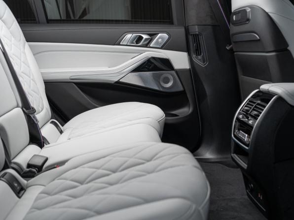 Новый BMW X7 I (G07) Рестайлинг 2026 года, цена 18 990 000 рублей, внедорожник, Автокод Объявления