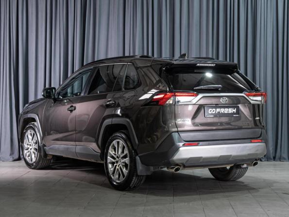 Toyota RAV4 V (XA50) с пробегом 2020 года, цена 4 600 000 рублей, 22104 км, внедорожник, Автокод Объявления