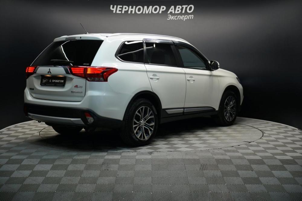 Mitsubishi Outlander III Рестайлинг 2 Крым  - изображение 5