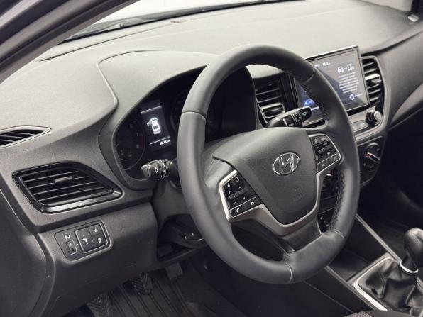 Hyundai Solaris II Рестайлинг с пробегом 2021 года, цена 1 450 000 рублей, 106130 км, седан, Автокод Объявления