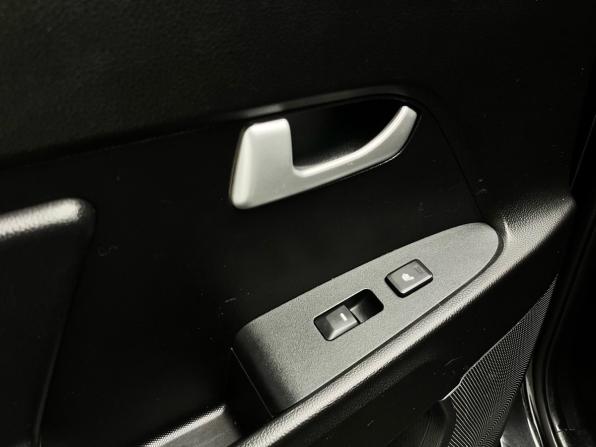 Kia Sportage III Рестайлинг с пробегом 2015 года, цена 1 249 000 рублей, 206595 км, внедорожник, Автокод Объявления