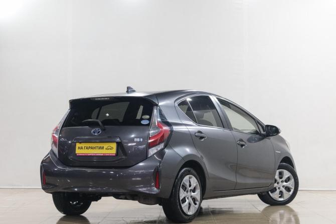 Toyota Aqua I Рестайлинг 2 с пробегом 2018 года, цена 1 129 000 рублей, 235981 км, хэтчбек, Автокод Объявления