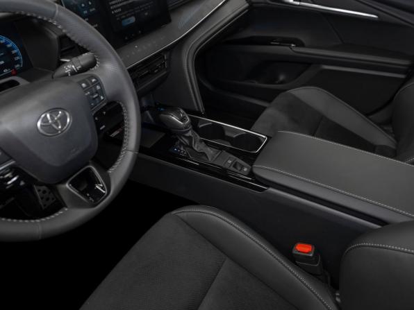 Toyota Camry IX (XV80) China Market с пробегом 2026 года, цена 4 100 000 рублей, 50 км, седан, Автокод Объявления
