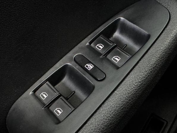 Volkswagen Jetta VI Рестайлинг с пробегом 2017 года, цена 1 549 900 рублей, 90000 км, седан, Автокод Объявления