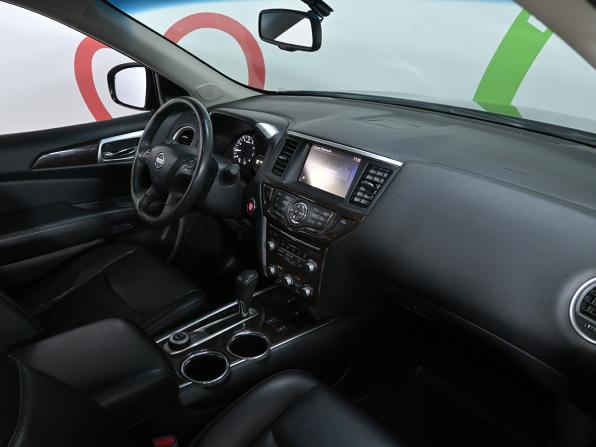 Nissan Pathfinder IV с пробегом 2016 года, цена 1 690 000 рублей, 160586 км, внедорожник, Автокод Объявления