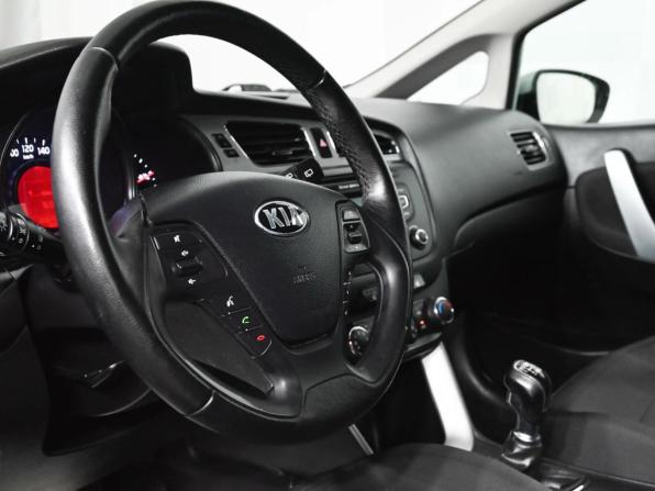Kia Ceed II с пробегом 2014 года, цена 800 000 рублей, 202726 км, хэтчбек, Автокод Объявления