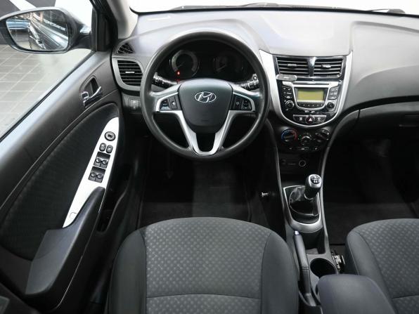 Hyundai Solaris I с пробегом 2012 года, цена 749 900 рублей, 121000 км, хэтчбек, Автокод Объявления