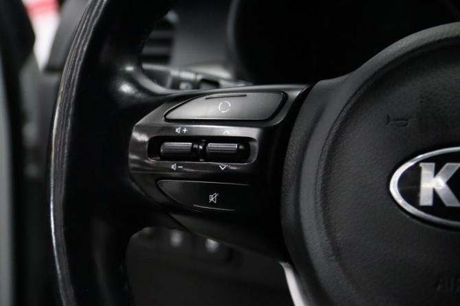 Kia Rio IV с пробегом 2018 года, цена 1 295 650 рублей, 105107 км, хэтчбек, Автокод Объявления