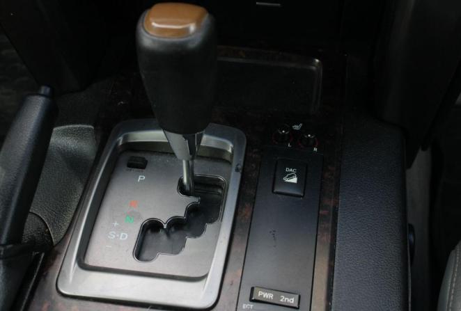 Toyota Land Cruiser 200 Series с пробегом 2008 года, цена 2 950 000 рублей, 227525 км, внедорожник, Автокод Объявления
