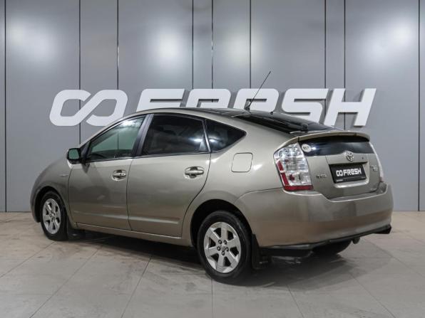 Toyota Prius II Рестайлинг (XW20) с пробегом 2007 года, цена 899 000 рублей, 209263 км, лифтбек, Автокод Объявления