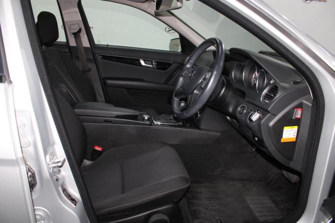 Mercedes-Benz C-Класс III (W204) Рестайлинг с пробегом 2013 года, цена 1 200 000 рублей, 79829 км, седан, Автокод Объявления